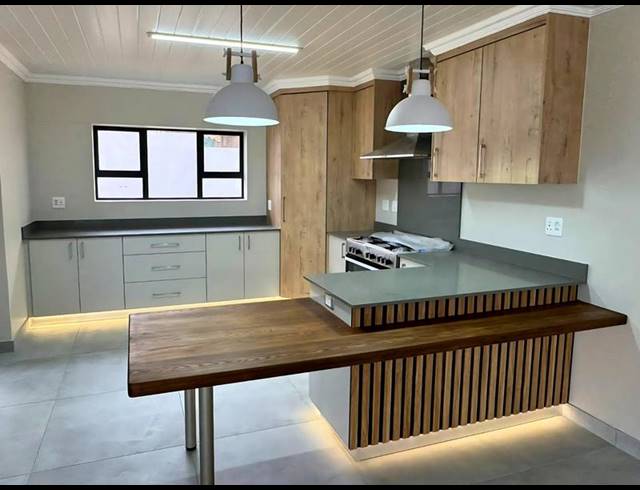 3 BEDROOM HOUSE FOR SALE IN MONTE CHRISTO